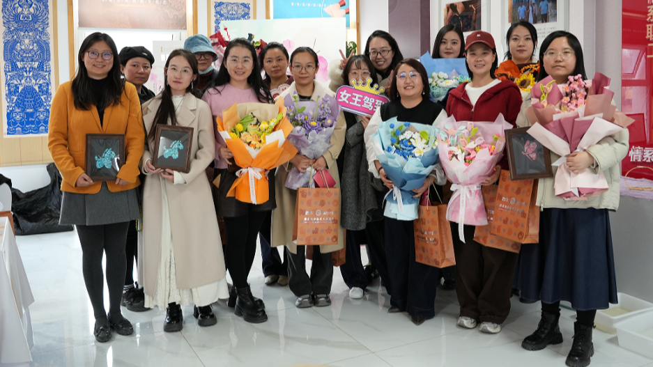  巾帼风采｜智慧宫女职工参加&ldquo;芳华印彩&middot;非遗创艺&rdquo;元宵&middot;三八妇女节非遗DIY活动